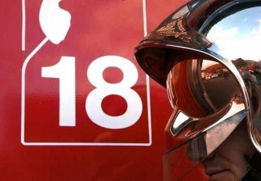 Un incendie s'est declare samedi matin a la cristallerie de Baccarat, situee a une soixantaine de kilometres de Nancy, provoque par une fuite de gaz, a-t-on appris aupres des pompiers de Meurthe-et-Moselle.