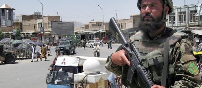 A partir de 2014, seules les troupes afghanes assureront la securite dans le pays.
