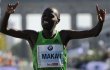 Marathon: le Kenyan Patrick Makau bat le record du monde (2h03:38)