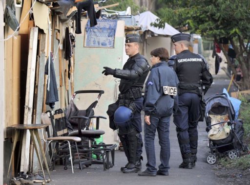 Evacuation de 200 Roms d&eacute;log&eacute;s du  quartier de Font Vert &agrave; Marseille
