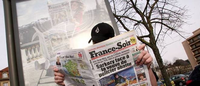 France Soir a ete relance a grand frais en 2010 apres avoir ete repris par le milliardaire russe Alexander Pougatchev.