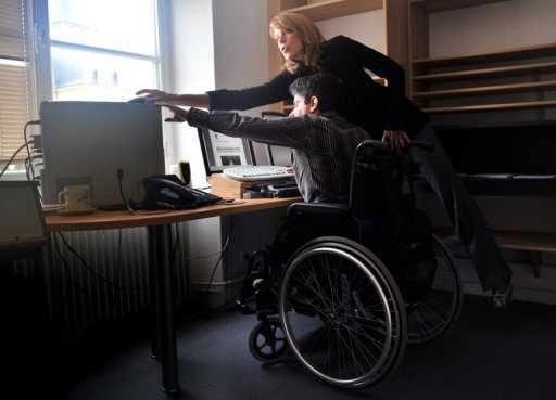 Emploi des personnes handicap&eacute;es: les entreprises font de mieux en mieux