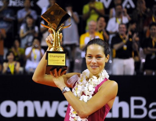 Ana Ivanovic a conserve son titre au Masters bis en surclassant l'Espagnole Anabel Medina Garrigues en deux sets 6-3, 6-0 dimanche a Bali, un endroit qui l'inspire.