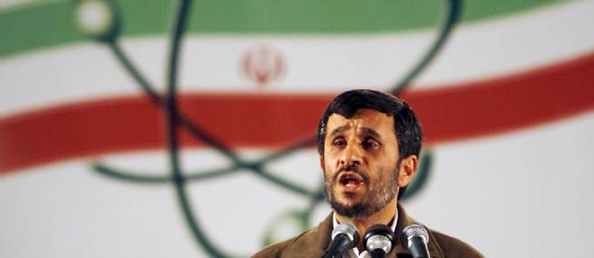Le president Ahmadinejad prononce un discours en 2007 dans l'usine d'enrichissement d'uranium de Natanz.