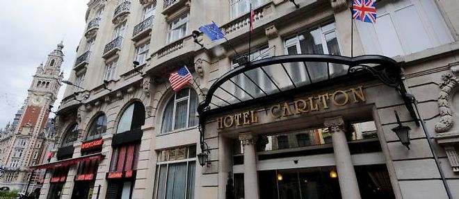L'hotel Carlton de Lille est au coeur d'un scandale de proxenetisme dans lequel sont impliquees une douzaine de personnes.