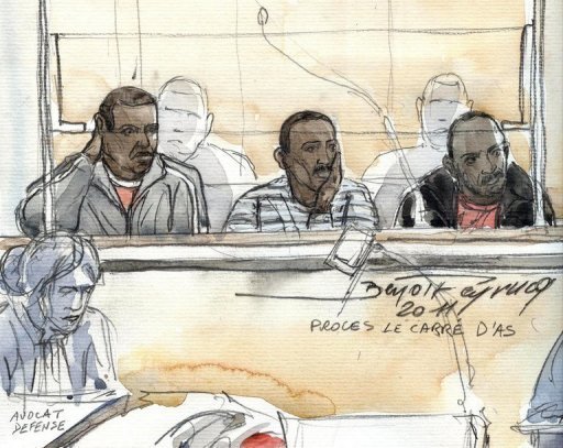 La communaute internationale a ete accusee jeudi devant la cour d'assises de Paris qui juge six pirates somaliens, d'avoir pille les eaux de la Somalie et d'y avoir deverse ses dechets toxiques, puis de se desinteresser aujourd'hui du sort de ses habitants.