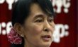 Birmanie: Hillary Clinton estime que d'autres r&eacute;formes sont n&eacute;cessaires avant de lever les sanctions