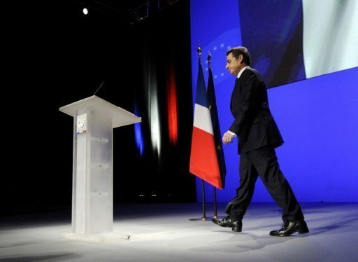 EN DIRECT - Sarkozy &agrave; Toulon: lutter contre la crise, et refondre l'Europe