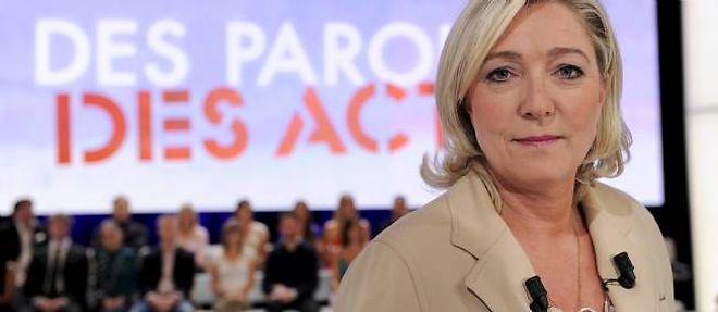 Marine Le Pen sur le plateau de l'emission politique de France 2 "Des paroles et des actes".