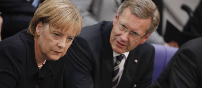 Merkel attend des explications du pr&eacute;sident allemand