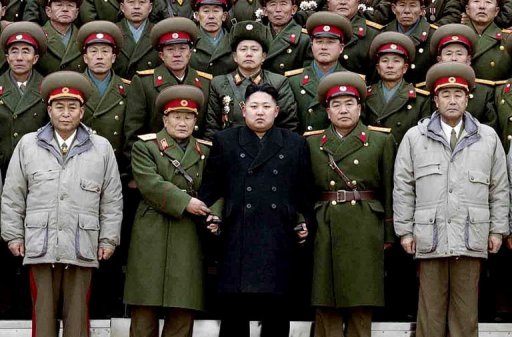 La Coree du Nord a celebre son nouveau dirigeant Kim Jong-Un dimanche, jour de son anniversaire, en diffusant un documentaire a sa gloire dans lequel le fils cadet de Kim Jong-Il, decede en decembre, est qualifie de "genie des genies" en matiere de strategie militaire.