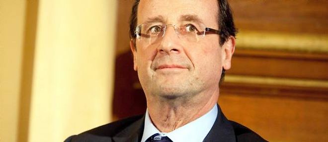 Francois Hollande veut limiter les consequences de la hausse des prix de l'essence sur le portefeuille des Francais.