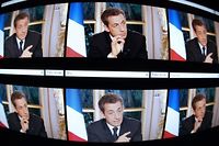 Face au favori Hollande, Sarkozy &agrave; la t&eacute;l&eacute; pour faire le pari du &quot;courage&quot;