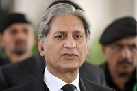 Pakistan: le Premier ministre fait appel de son inculpation pour outrage &agrave; magistrat