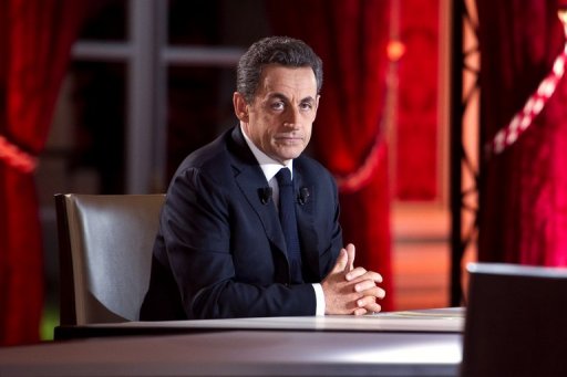 Branle-bas de combat dans la majorite: Nicolas Sarkozy se prepare a entrer officiellement dans l'arene presidentielle, dans la foulee de son entretien au Figaro Magazine, interprete comme un signal de depart.