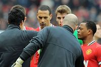 Angleterre: United en t&ecirc;te gr&acirc;ce &agrave; Rooney, Suarez refuse de saluer Evra