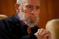 Cuba: Fidel Castro appelle des intellectuels &agrave; &quot;lutter&quot; pour la paix