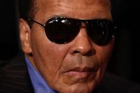 Attaques en Norv&egrave;ge: le boxeur Muhammad Ali a le &quot;coeur bris&eacute;&quot;