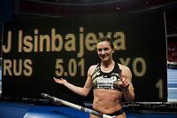 Perche: Isinbayeva porte son record du monde en salle &agrave; 5,01 m