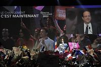 En meeting &agrave; Marseille, Hollande a contre-attaqu&eacute; face aux &quot;promesses&quot; de Sarkozy