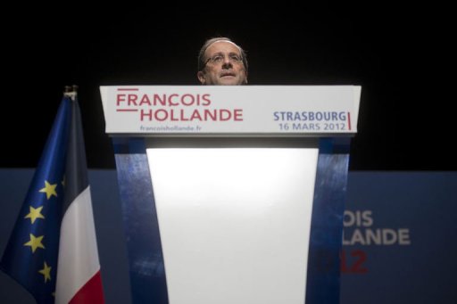 Francois Hollande a propose vendredi a Strasbourg plusieurs mesures pour desenclaver les quartiers pauvres, dont un "stage obligatoire" dans ces zones pour les medecins en formation, et des exonerations de charges pour les entreprises embauchant un jeune de ces quartiers
