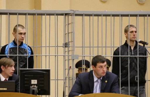 Le Belarus a execute les deux condamnes a mort pour l'attentat meurtrier dans le metro de Minsk en 2011, a annonce la dimanche la television d'Etat, un acte vigoureusement critique par la Grande-Bretagne et l'Assemblee parlementaire du Conseil de l'Europe (APCE).