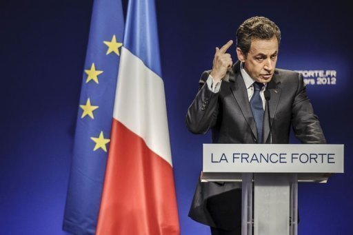 Le president-candidat Nicolas Sarkozy a propose dimanche sur M6 l'exoneration des charges sociales pour l'embauche de chomeurs de plus de 55 ans en CDI ou en CDD d'au moins six mois.