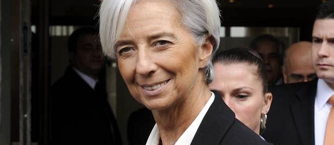Christine Lagarde estime que les politiques mises en place face a la crise economique mondiale commencent a porter leurs fruits. 