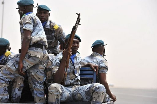 L'avancee eclair de la rebellion touareg au Mali, en position de controler le nord du pays, pose la question du benefice que les islamistes d'Al-Qaida au Maghreb islamique (Aqmi) pourraient tirer dans cette zone de l'Afrique qui echappe desormais au controle des Etats