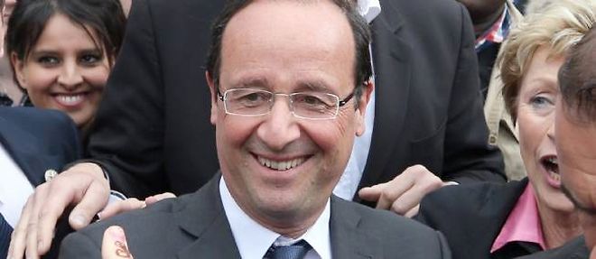 Francois Hollande, aux Ulis (dans l'Essonne), le 7 avril.