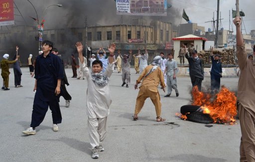 Sept chiites pakistanais ont ete tues samedi par des inconnus qui ont tire sur eux lors de deux incidents distincts a Quetta, capitale du Baloutchistan, dans le sud-ouest du pays.