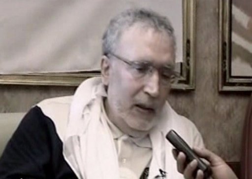 Le Libyen Abdelbaset al-Megrahi, seul condamne pour l'attentat de Lockerbie en 1988 en Ecosse, a ete hospitalise a Tripoli dans un etat grave, a indique samedi a l'AFP une source proche de sa famille.