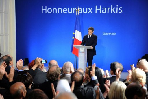 A une semaine du premier tour de la presidentielle, Nicolas Sarkozy a respecte une de ses promesses de 2007 en reconnaissant officiellement samedi la "responsabilite historique" de la France dans "l'abandon" des harkis a la fin de la guerre d'Algerie en 1962.