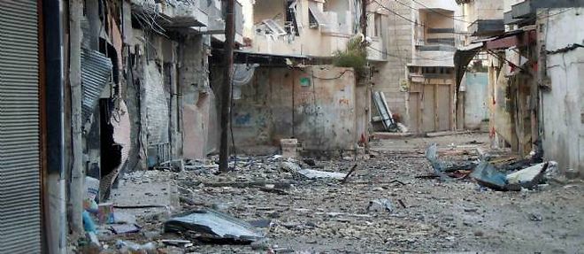 A Homs, des quartiers sont detruits.