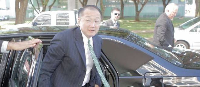 Jim Yong Kim est le nouveau president de la Banque mondiale. 