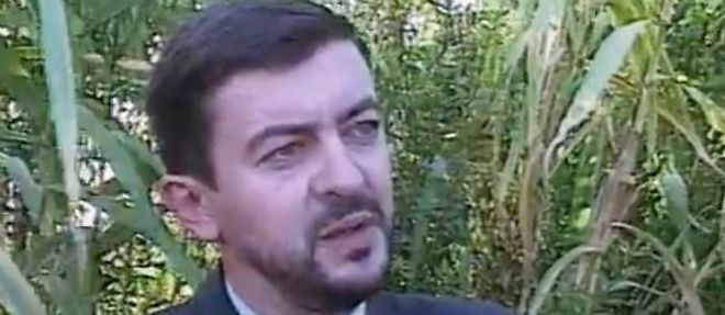 Il y a 25 ans, Jean-Luc Melenchon est passe pour la premiere fois a la television. Le candidat du PC etait alors au PS.