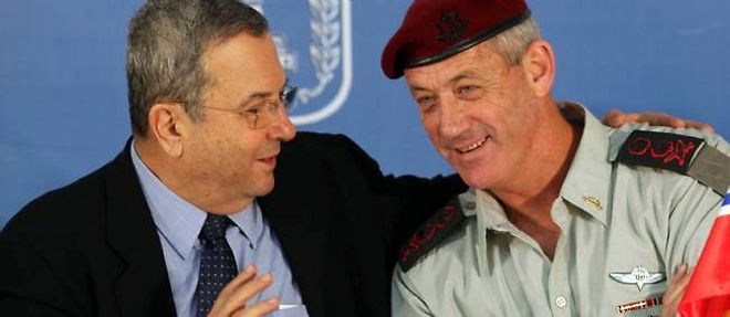 Le ministre de la Defense, Ehoud Barak, et le chef d'etat-major, Benny Gantz, sont les premiers responsables israeliens en exercice a declarer que l'Iran n'a pas decide de se doter de la bombe atomique.