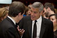 Obama fait durer le plaisir avec Clooney au basket
