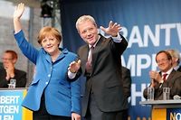 Allemagne: &eacute;lection r&eacute;gionale d&eacute;licate pour Angela Merkel, l'opposition favorite
