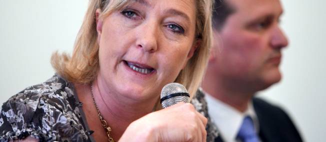 L&eacute;gislatives : Marine Le Pen n'ira pas au &quot;cirque&quot; de Jean-Luc M&eacute;lenchon