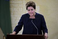 Ancienne gu&eacute;rillera, Rousseff installe la commission d'enqu&ecirc;te sur la dictature