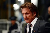 Sean Penn a r&eacute;uni plus de 1,3 million d'euros en ench&egrave;res pour Ha&iuml;ti