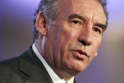 "Redressement Productif": Bayrou Prend La Défense De Montebourg