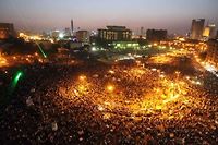 Egypte: quelques dizaines de manifestants toujours place Tahrir au Caire