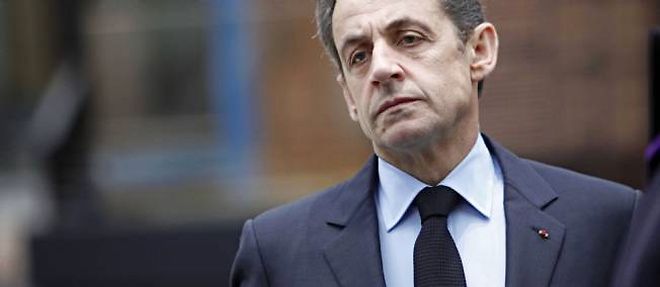 Nicolas Sarkozy est soupconne d'avoir beneficie de remises d'argent occultes lors de sa campagne en 2007.