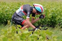 Cyclisme: le vent renverse Andy Schleck dans le contre-la-montre du Dauphin&eacute;