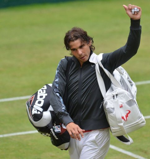 Tennis: Nadal &eacute;limin&eacute; en quarts par Kohlschreiber sur le gazon de Halle