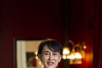 Aung San Suu Kyi demande la lib&eacute;ration des prisonniers politiques en Birmanie
