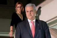 Roumanie: l'ex-Premier ministre tente de se suicider apr&egrave;s sa condamnation pour corruption