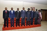 Ouverture d'un sommet pour un gouvernement d'union au Mali